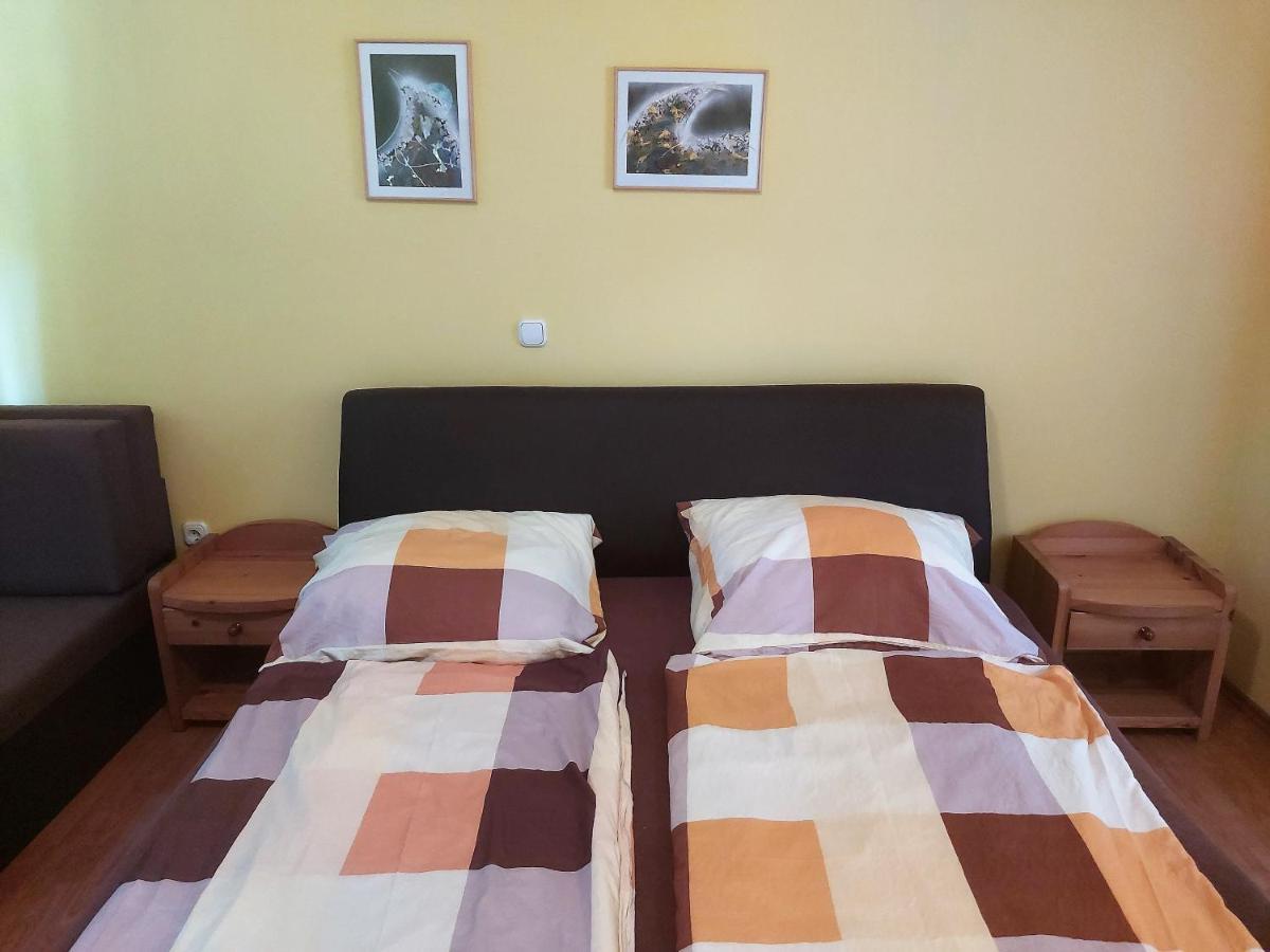 Ilona Apartmanhaz Шиофок Экстерьер фото